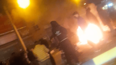 تصاویر دیده نشده از آتش زدن تاکسی توسط اغتشاشگران در منطقه‌ی شهرقائم قم