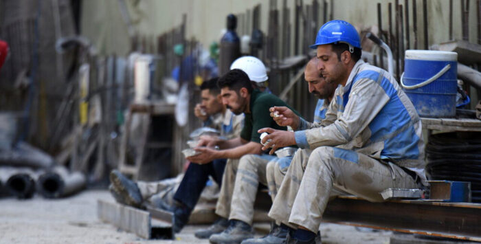 برق شهرک‌های صنعتی قم ۹ ساعت در روز قطع می‌شود